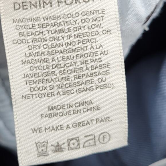 Aritzia Denim Forum Arlo High Rise Straight High-waisted straight jeans size 24 - Picture 6 of 7